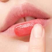 Frudia Pomegranate Honey 3-in-1 Lip Balm - Bálsamo Labial con Color y Volumen